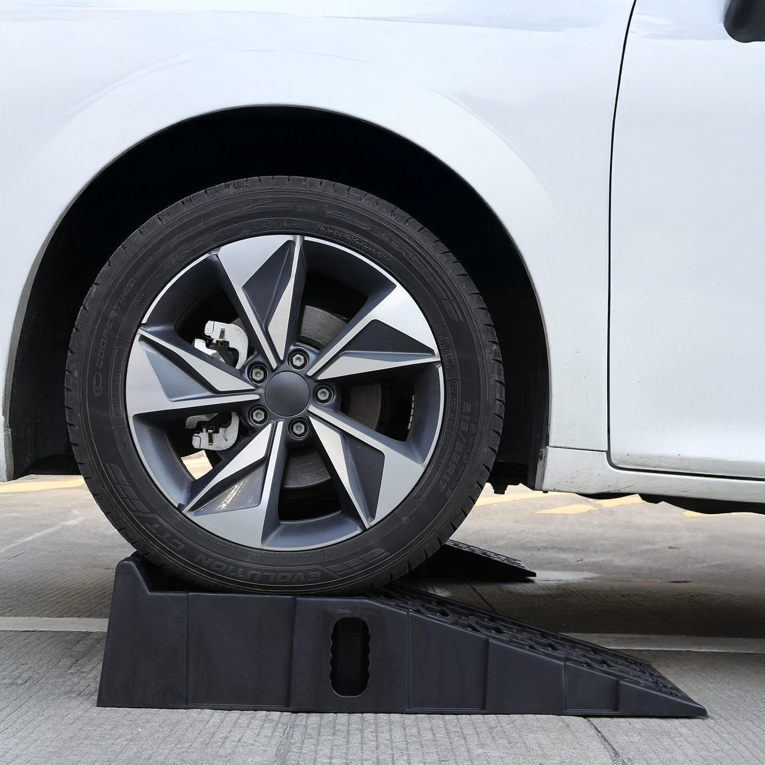 Rampa najazdowa AUTOFIX komplet 2 sztuk do 5T - obrazek 3